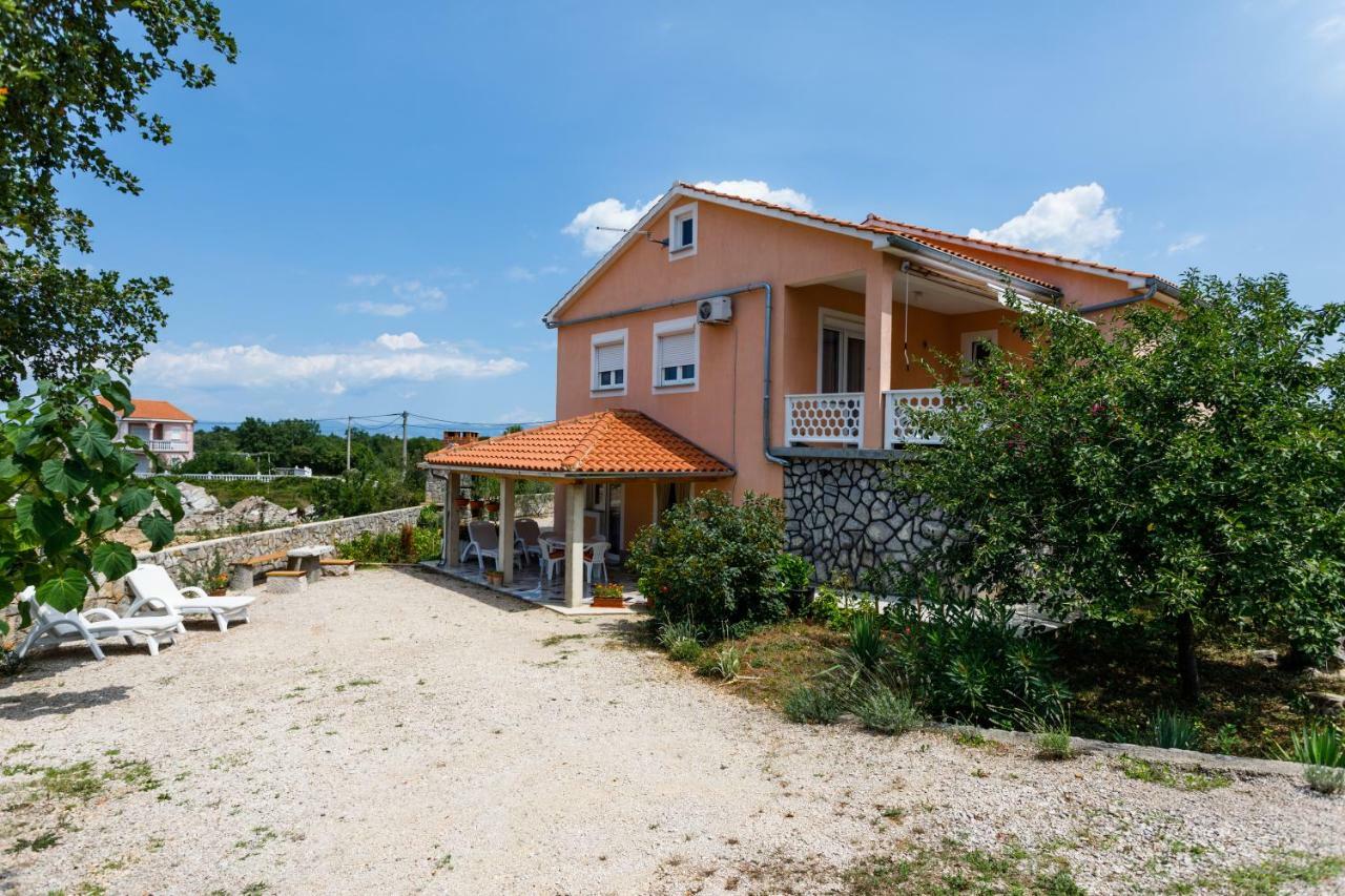 Apartman Dobrila Vrh  외부 사진