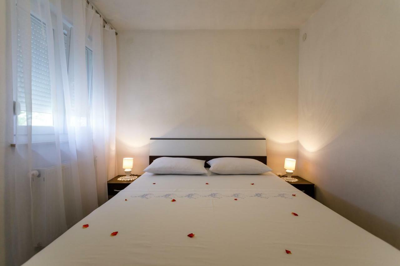 Apartman Dobrila Vrh  외부 사진