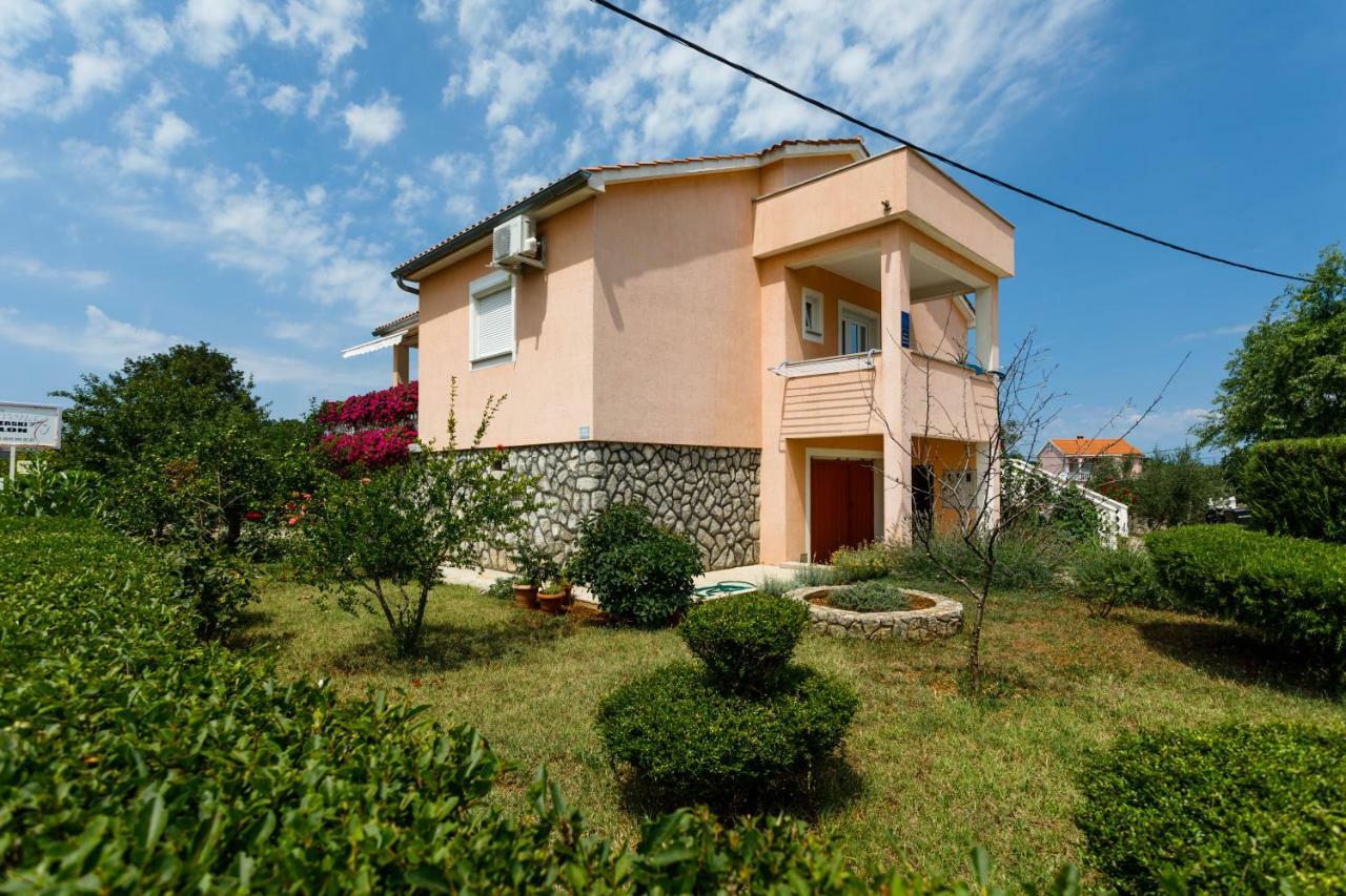 Apartman Dobrila Vrh  외부 사진
