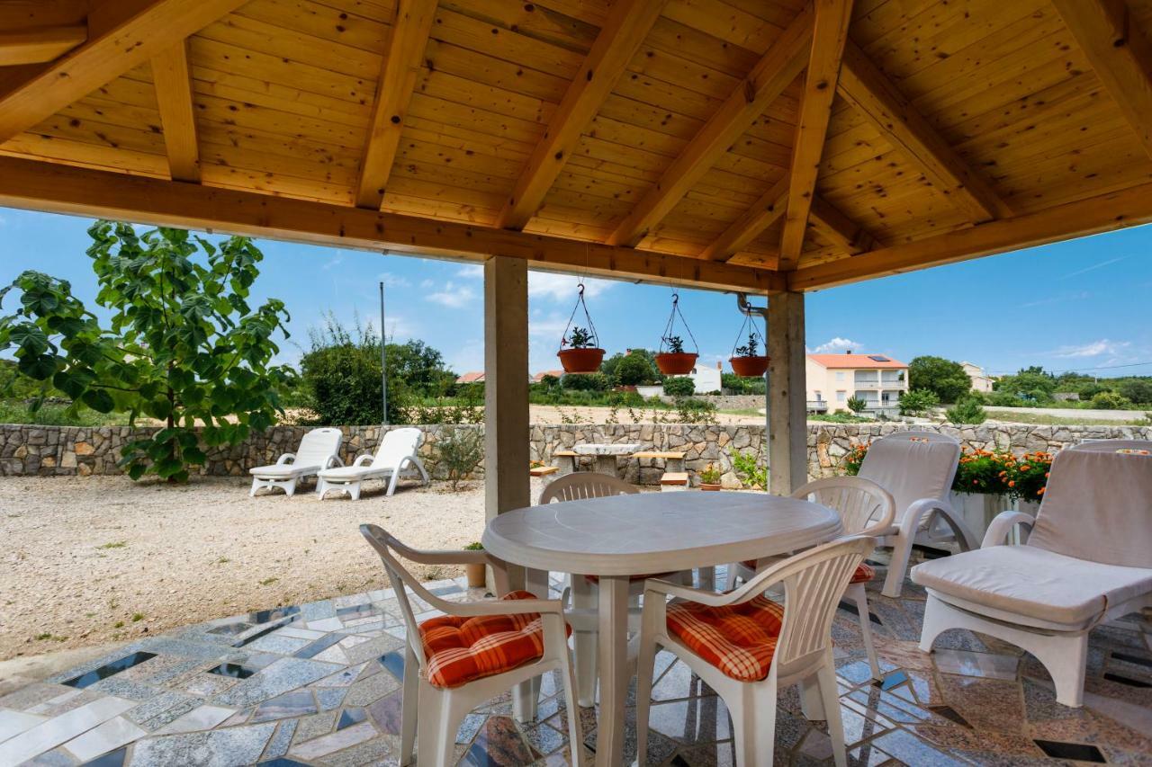 Apartman Dobrila Vrh  외부 사진