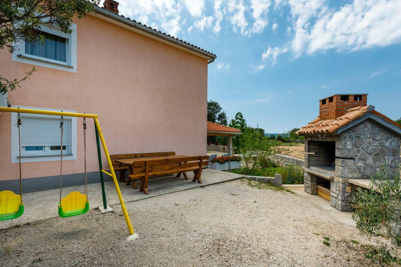 Apartman Dobrila Vrh  외부 사진